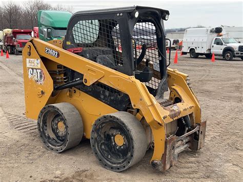 cat 236d3 skid steer